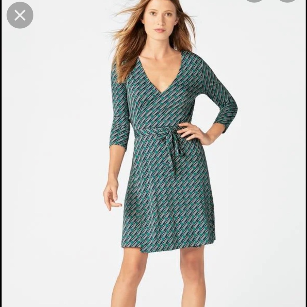 Wrap Dress geometric pattern.